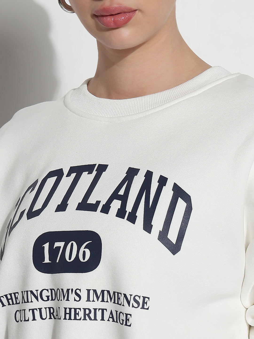 Women's Typography White Round Neck Crop Top
