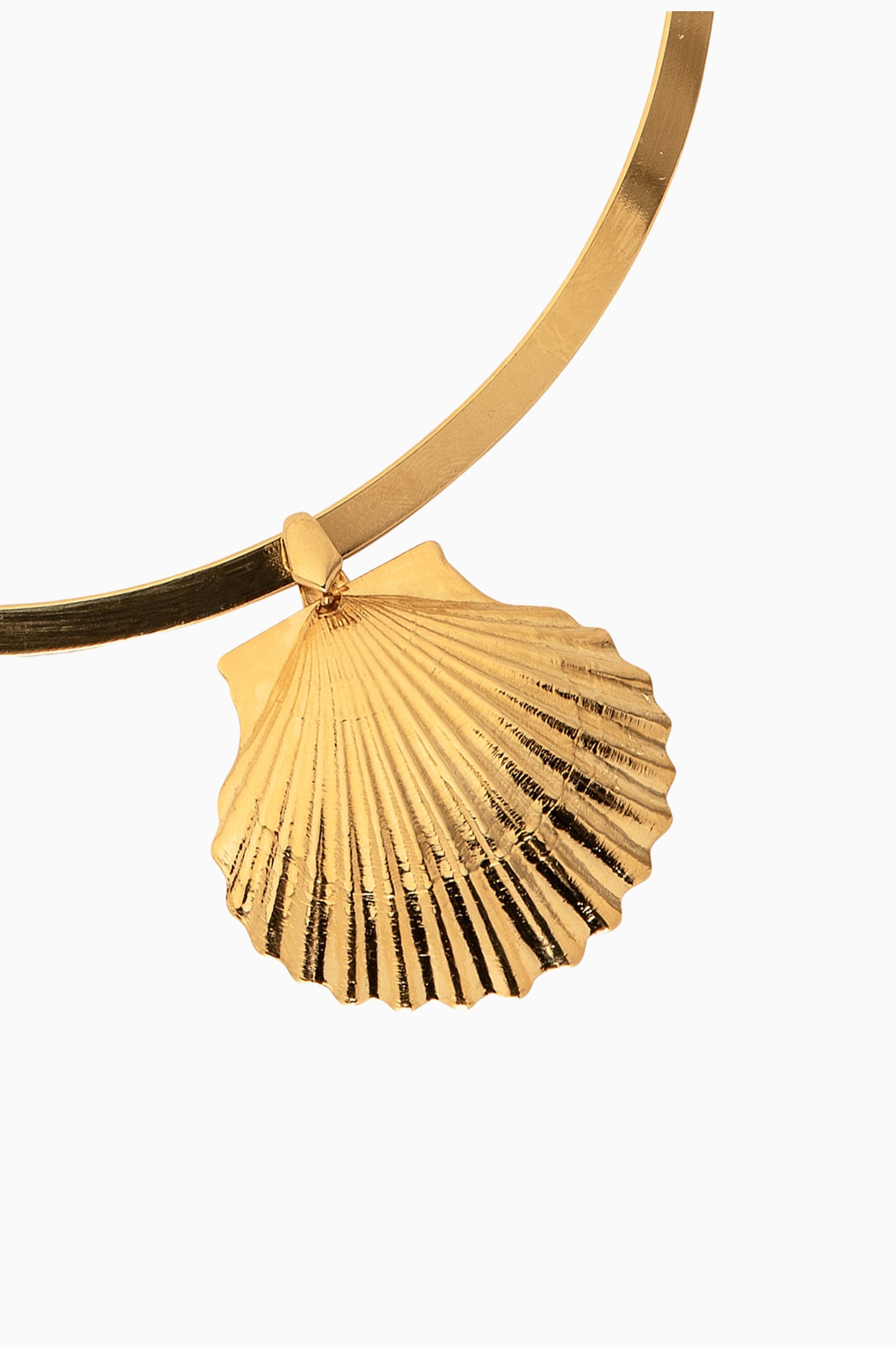 Shell-shaped Necklace