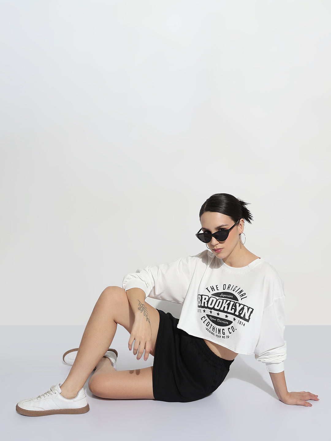 Women's Typography White Round Neck Crop Top