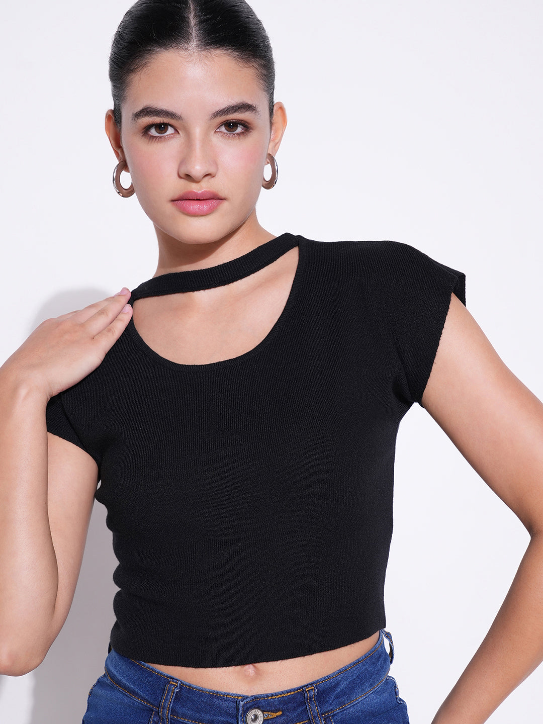Women's Black Round Neck Extended Sleeves Crop Top
