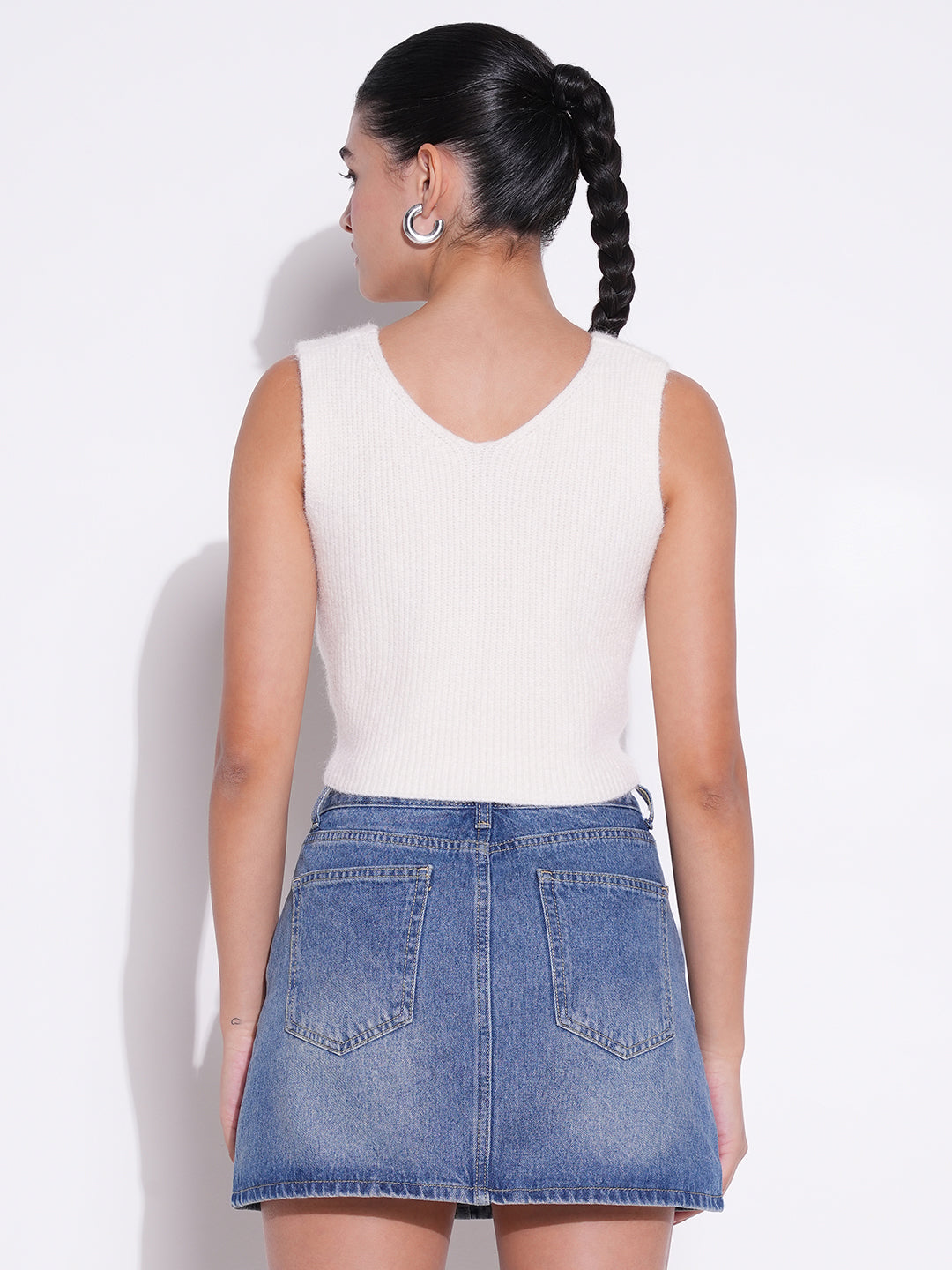 Women's Cream Self Design Sleeveless Crop Top